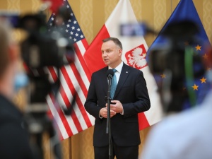 Andrzej Duda zapytany o broń jądrową w Polsce. "Ja wiem, że pojawia się mnóstwo plotek..."