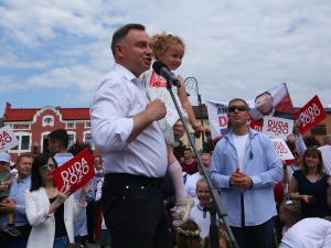 Prezydent: Dziękuję nauczycielom, uczniom i rodzicom za ten trudny rok szkolny