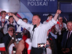 Sondaż late poll. Andrzej Duda powiększa przewagę
