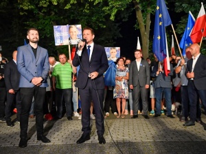 [video] Trzaskowskiego zapytano o ścieki spływające z Warszawy. Wycie zwolenników i buńczuczna odpowiedź