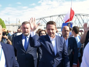 [video] Retoryka Komorowskiego? "Na naszych ustach jest uśmiech; z ust pisowskiego prezydenta krzyk"