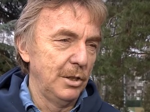 "Zawsze mnie uczyli w domu...". Boniek najwyraźniej bardzo zadowolony ze swojego "psikusa"
