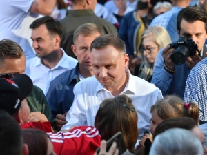 Prezydent: będą dodatkowe środki z UE dla polskich rolników poszkodowanych przez epidemię