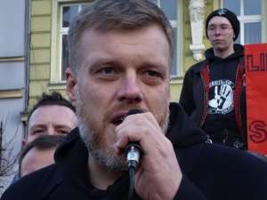 RZ: Członkowie Razem mogli zataić w oświadczeniach majątkowych znaczne sumy otrzymane z ugrupowania