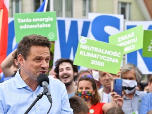 "Czas by Kaczyński odszedł z polityki". Trzaskowski się rozmarzył