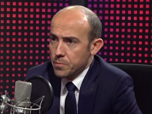 Budka: "Niech prezydent zajmie się budowaniem nowoczesnej edukacji seksualnej"