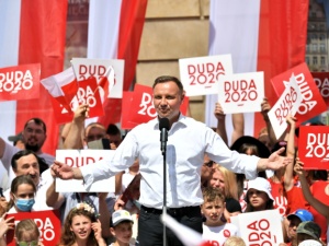 Ciekawe. Fakt stwierdził, że wrocławski rynek jest "Ich". Tymczasem trwa tam spotkanie mieszkańców z PAD