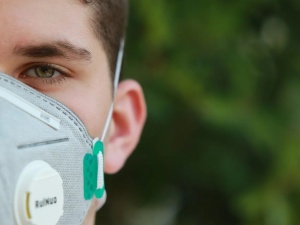 W ciągu ostatniej doby najwyższy wzrost liczby zakażeń od początku epidemii. Najwięcej w tych krajach...