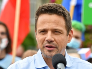 [video] Trzaskowski nt. zachowania Nitrasa: Dbał, by minister nie osunął się ze schodów