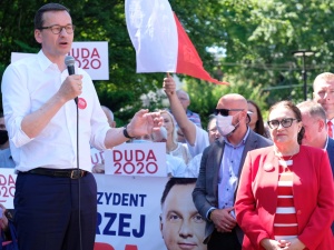 "Naopowiadał głupot. Chyba nie wie, co to jest PKB". Premier nie pozostawia suchej nitki na Trzaskowskim