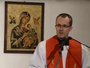 Hanna Lis obraża ks. Chyłę. Ks. Chyła spokojnie: "Nie napiszę, że Pani jest idiotką..."