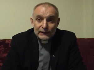 Ojciec Ziółek: Mam swoje poglądy... Ale patrząc na to, co się dzieje, chcę się modlić tylko o jedno...