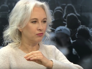 "Uciekałam w ’88 roku na azyl polityczny, teraz godnie spier...am" Gretkowska tłumaczy dlaczego wyjeżdża