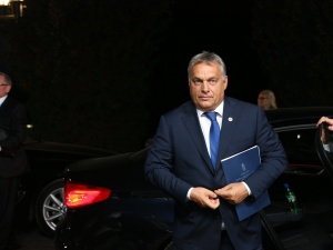 Unijne fundusze bez praworządności? "Rz": Orbán pomógł Warszawie