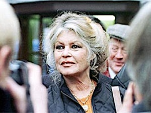 Brigitte Bardot ma dosyć : Rządzą tchórze! Francję najechała banda obcych łajdaków. Mam ochotę ją opuścić