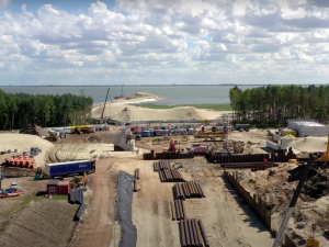 Na terenie przekopu Mierzei znajduje się 6,9 ton bursztynu. "Będziemy chcieli przypilnować tego złoża"
