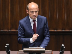 "Za chwilę oświadczą, że Sławomir N. był kretem PAD, a tak naprawdę jest z PISu". Mazurek odpowiada Budce