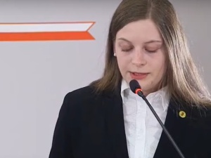 "Miłością, odwagą, prawdą". Zuzanna Wiewiórka o tym jak radzić sobie z agresją lewackich bojówkarzy