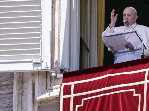 Papież zadowolony z rozejmu w Donbasie. "Znak dobrej woli"