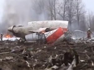 Podkomisja smoleńska: w Tu-154M doszło do dwóch wybuchów: na lewym skrzydle i w centropłacie