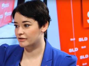 "Może jestem tęczową symetrystką...". Nawet rzecznik SLD krytykuje wpisywanie PW we flagę LGBT