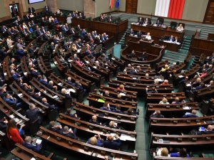 Piątkowe posiedzenie Sejmu będzie przesunięte. Powodem koronawirus 