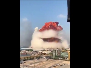 [WIDEO] Ogromna eksplozja w Bejrucie. "Jak bomba atomowa"