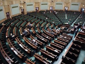 [Felieton "TS"] Grzegorz "GrzechG" Chołębiewski: „Widmo programu krąży nad Platformą”