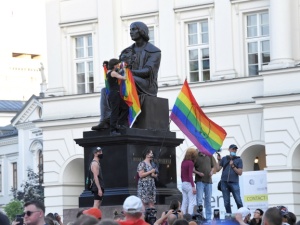 Prof Ryba: W Polsce jest próba rozniecenia takich zamieszek, jak we Francji w 1968 r.