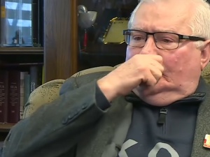 "Panie Boże wybacz mi" napisał... Wałęsa