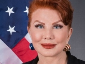 Coś podobnego. Ambasador Mosbacher "pocisnęła" Gazecie Wyborczej, ale...