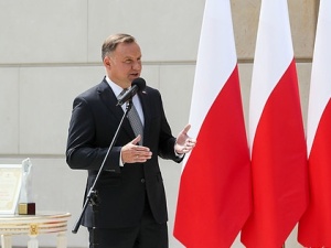 Prezydent: Rodzice mają konstytucyjne prawo do wychowywania dzieci w zgodzie z przekonaniami
