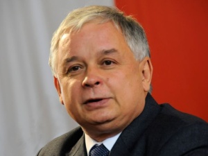 Ambasada Gruzji zaprezentowała znaczek pocztowy dedykowany Lechowi Kaczyńskiemu