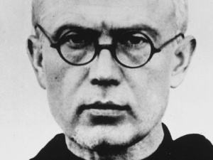79 lat temu w niemieckim obozie Auschwitz zamordowany został o. Maksymilian Kolbe