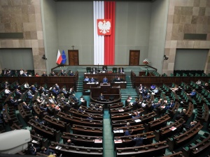 Projekt ws. podwyżek dla parlamentarzystów przegłosowany. Sejm przyjął ustawę