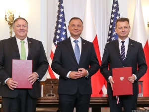 Prezydent Andrzej Duda: "Podpisanie umowy wojskowej z USA przenosi nas w kolejny etap współpracy"