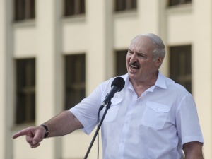 Białoruś: "Mamy dość środków, by ostudzić gorące głowy". Łukaszenka reaguje na decyzję opozycji