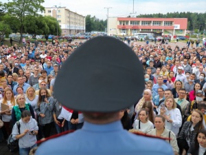 "Koniec demokracji i rozmów". Władze Grodna przepraszały za przemoc milicji, a teraz...