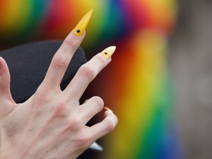 Białystok: Próba zniszczenia banerów sprzeciwiających się promocji ideologii LGBT