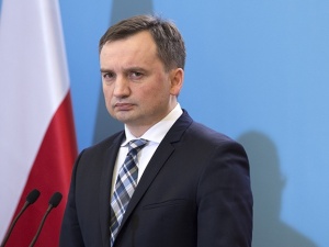 Partia Zbigniewa Ziobry chce wyjaśnień ws. zwolnienia łódzkiego kuratora oświaty