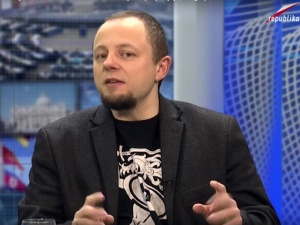 Cezary Krysztopa dla "TS": Zawodowy amator Krysztopa