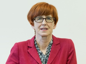Elżbieta Rafalska dla "TS": Po wprowadzeniu 500+ urodziło się niemal o 17 tys. więcej dzieci. To sukces