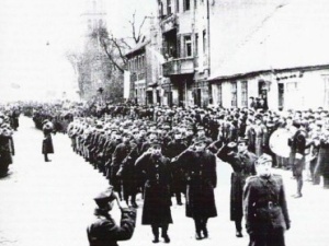 21-26 kwietnia 1945 r. – bitwa pod Budziszynem. Hekatomba 2. Armii Wojska Polskiego
