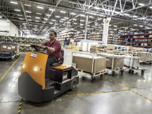 Dostawcy często oddają dyskontom towar poniżej cen produkcji. Hipermarkety bezkarnie omijają przepisy