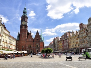 Polska przyciąga coraz więcej zagranicznych inwestorów. Szczególnie na Dolnym Śląsku.