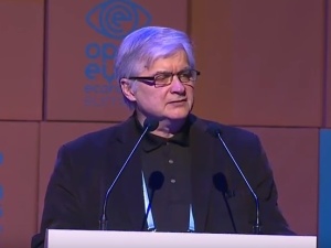 Cimoszewicz: Kaczyński lekceważy fakty historyczne. Polska oficjalnie zrzekła się reparacji wojennych