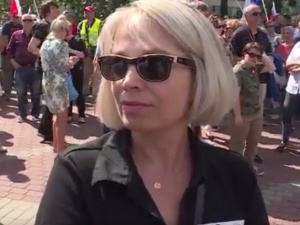 [video] Czy demonstranci KOD wiedzą czemu wyszli na ulicę? "Proszę mnie nie dopytywać"