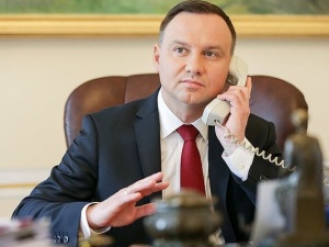 Prezydent Andrzej Duda rozmawiał telefonicznie z Angelą Merkel