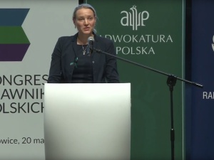 Niemiecka ekspert przyznaje, że w Niemczech sędziowie wybierani są podobnie jak będą w Polsce i... obraża