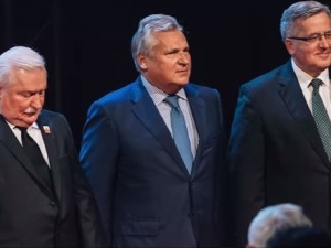 List m.in. byłych prezydentów: Stajemy wspólnie przeciw Kaczyńskiemu